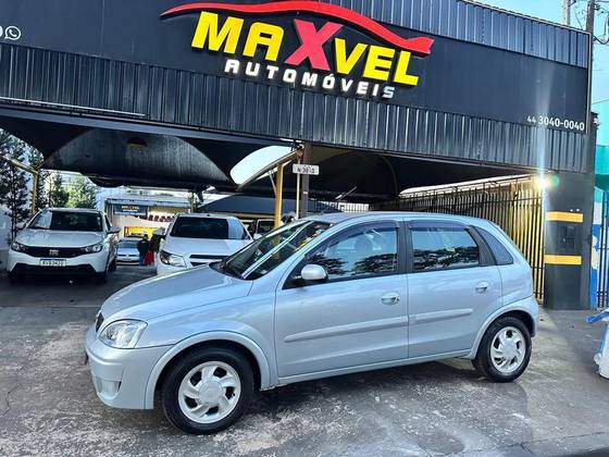 CHEVROLET CORSA 1.4 MPFI MAXX 8V FLEX 4P MANUAL CHEVROLET CORSA 1.4 MPFI MAXX 8V FLEX 4P MANUAL